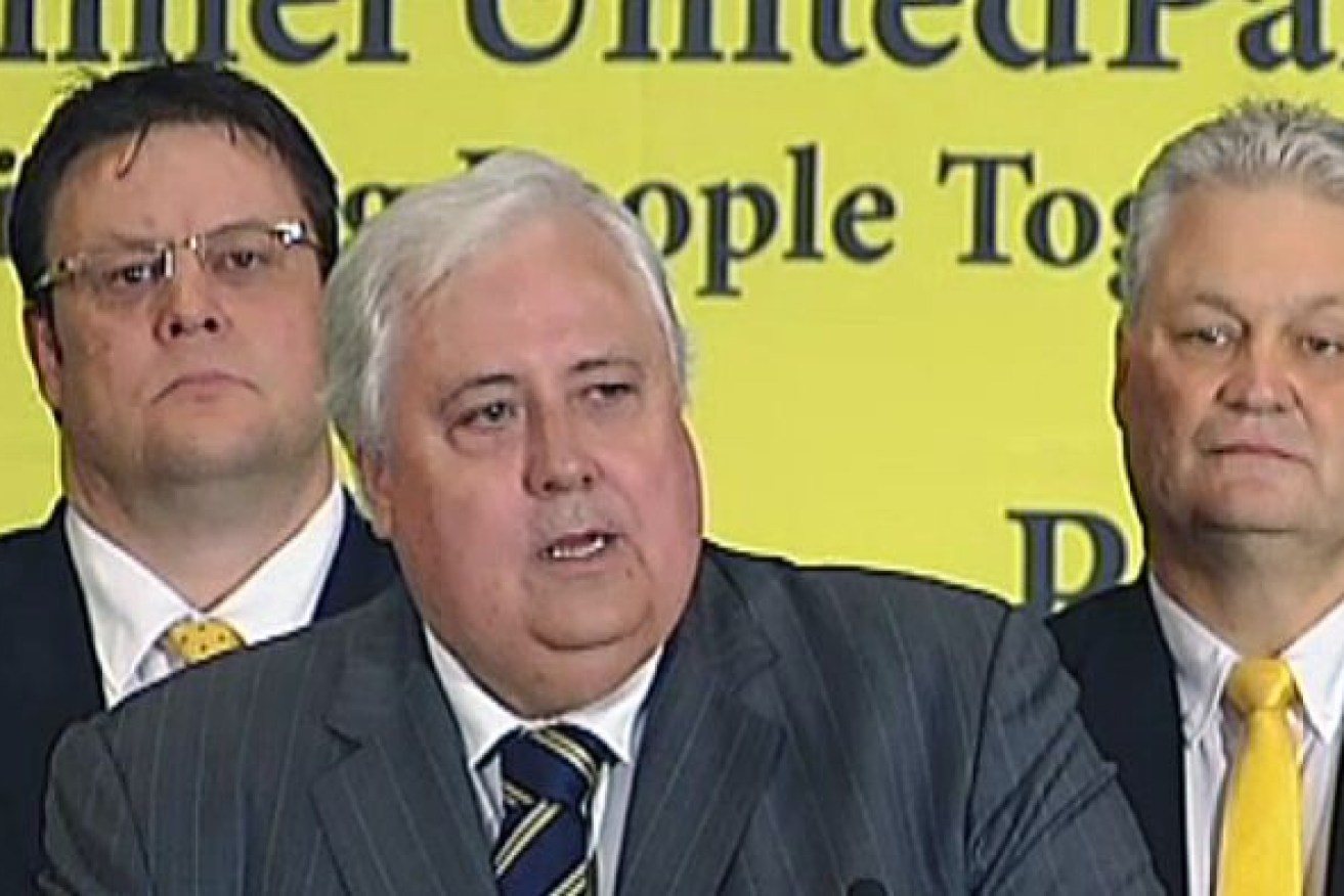 Clive Palmer says the Labor and Liberal parties offer no hope for Victoria.