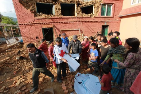 Anger erupts among Nepal quake survivors