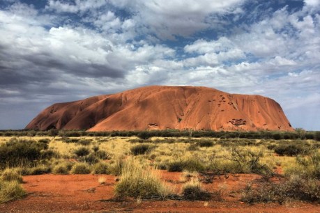 Mutitjulu residents vow to blockade Uluru a second time if Brisbane flights aren&#8217;t grounded