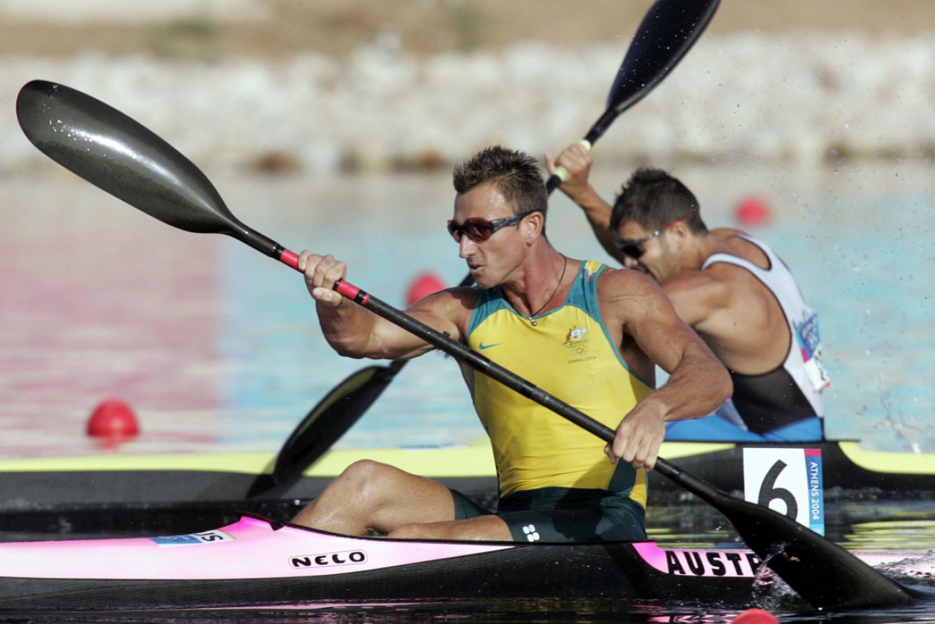 Nathan Baggaley powers to finish second during the Men's K1 500m semi-finals at the Athens 2004 Olympics. 