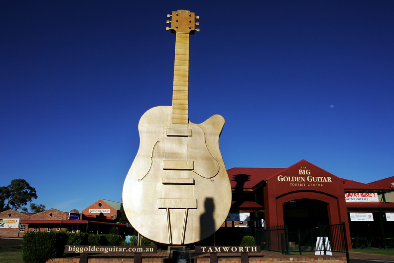Tamworth's iconic Big Guitar will lack for visitors now that COVID has postponed the music festival until April.