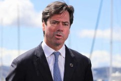  AFL chief Gill McLachlan to stay on into 2023