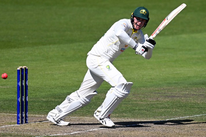 Renshaw boosts Ashes hopes with big score 