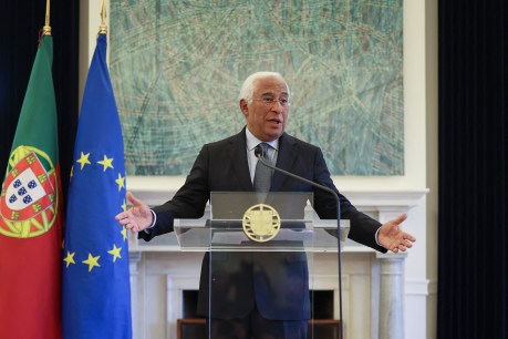 Portuguese PM steps down amid corruption probe
