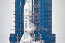 Chinese spacecraft off to far side of the moon