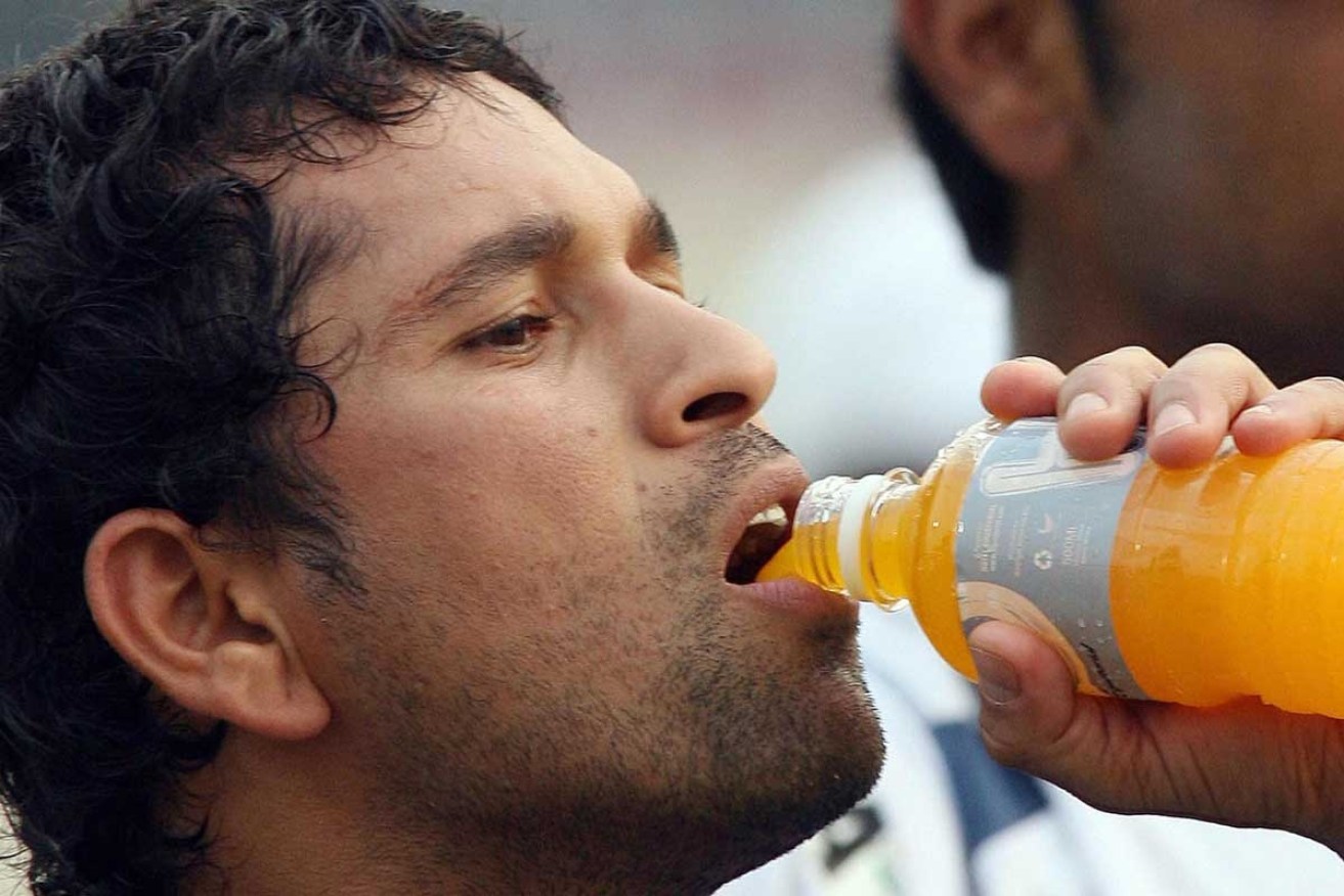 Sachin Tendulkar  symptoms have put him in a Mumbai hospital.