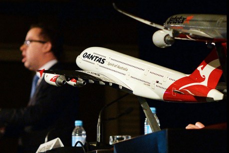 Abbott, Hockey should &#8216;stump up&#8217; for Qantas, says Labor