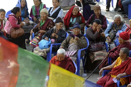 Everest avalanche a reminder of risks for Nepalis