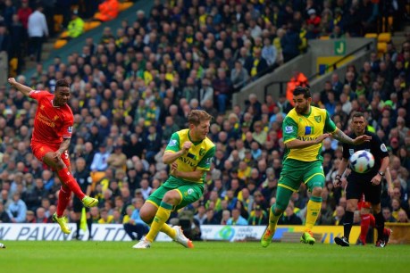 Liverpool edge Norwich to close on title