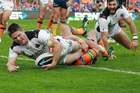 Brooks sets up Tigers&#8217; thrilling win over Knights