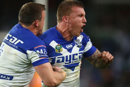 Bulldogs sink Panthers to move into grand final