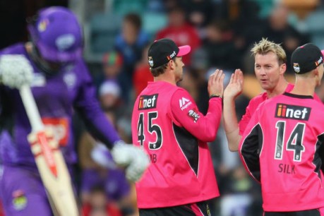 Sixers overpower Hurricanes