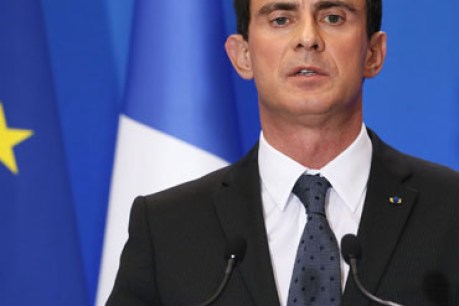 France deploys army on streets