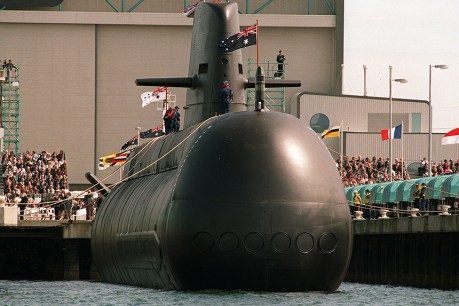 Government in knots over submarines