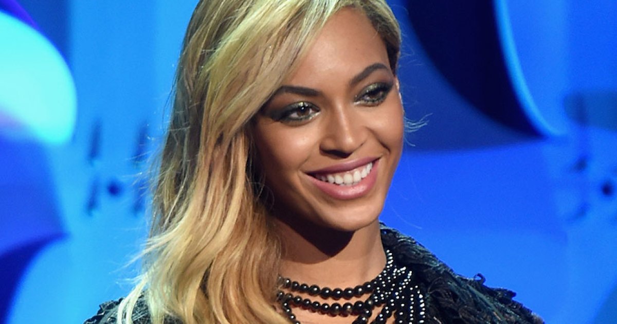 Beyonce owes success to light skin: Father