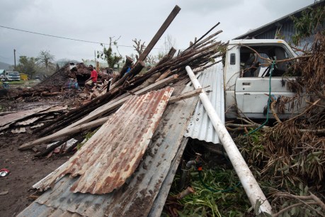 Cyclone Pam aid effort kicks in after deadly storm