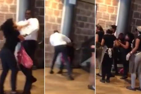 Disgruntled boss punches female employee: video