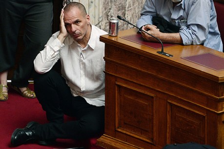 Rock-star finance minister resigns in Greece