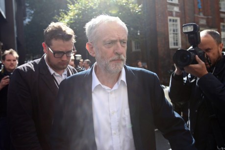 Jeremy Corbyn struggles over anti-semitism charge