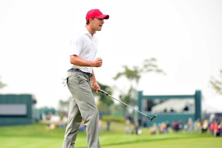 USA holds on to slim Presidents Cup lead