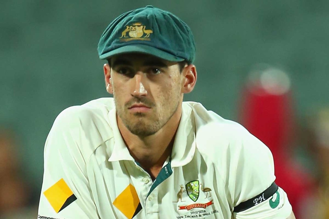 Mitch Starc has suffered a recurrence of the foot injury that kept him out of the game for six months in 2015-16.