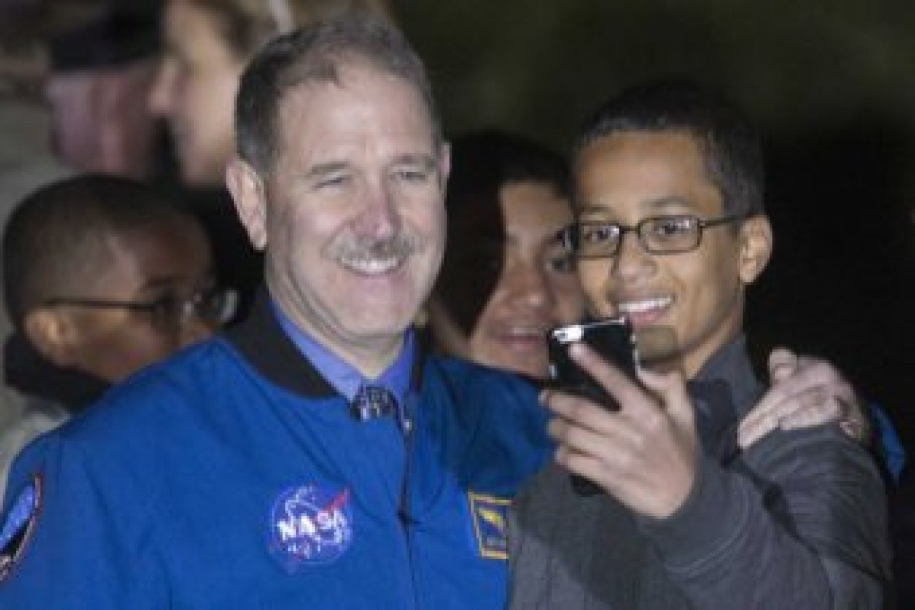 John M. Grunsfeld of the Science Mission Directorate poses with Ahmed Mohamed. Photo: ABC