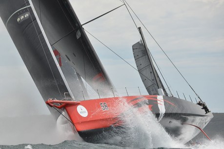 Battered Comanche claims line honours in Syd-Hob