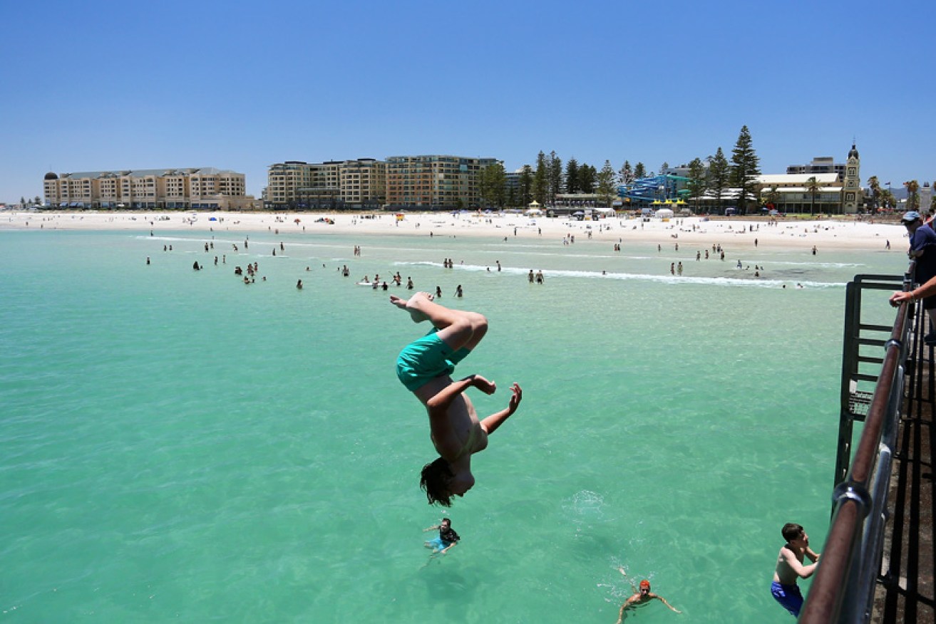 Hot conditions are forecast across Victoria and New South Wales later this week.
