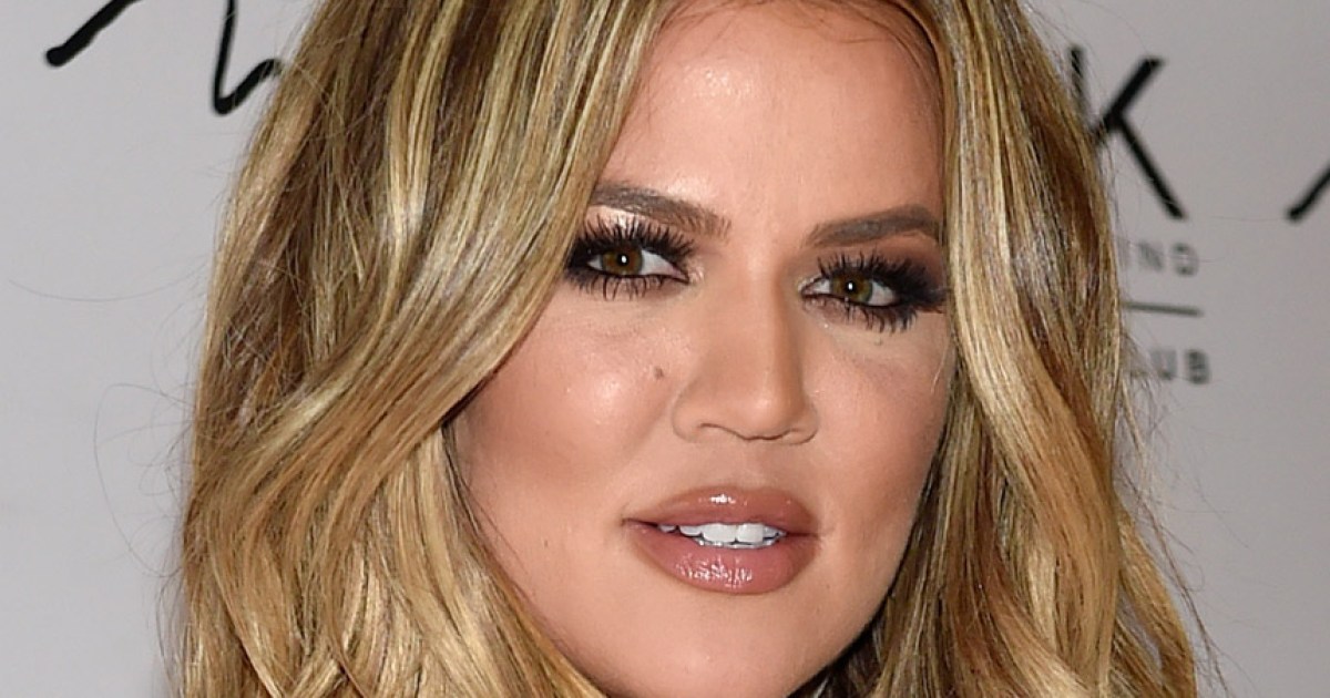 Khloe Kardashian strips off for steamy nude shoot The New Daily(01)