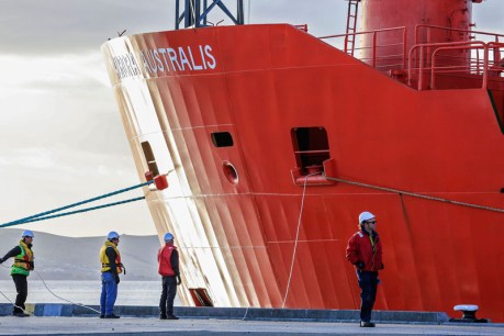 Aurora Australis hull damage confirmed