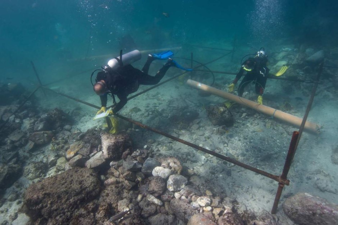 A team of British scientists recovered ancient artefacts from the Esmeralda shipwreck. 