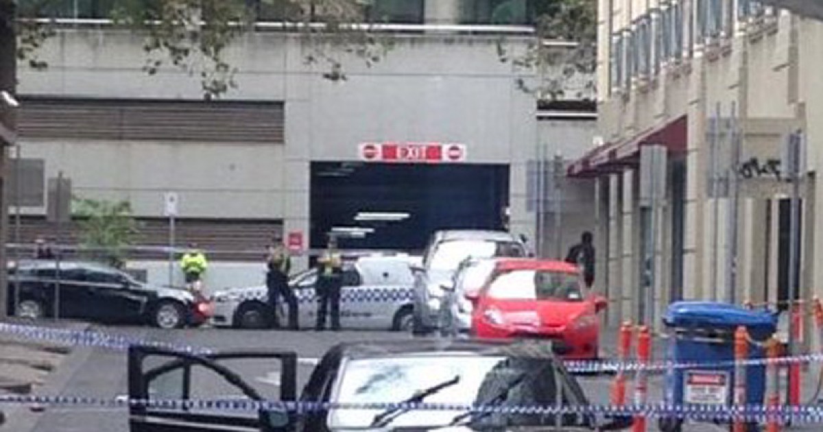 Manhunt underway after dramatic police chase | The New Daily