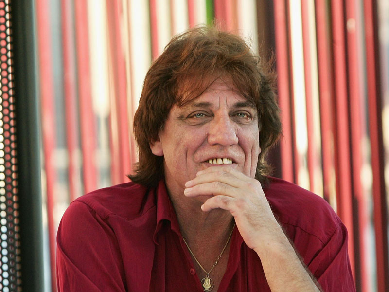 Australian rocker Jon English dies, aged 66 | The New Daily