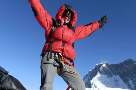 Everest death sparks concerns over safety of trekking companies