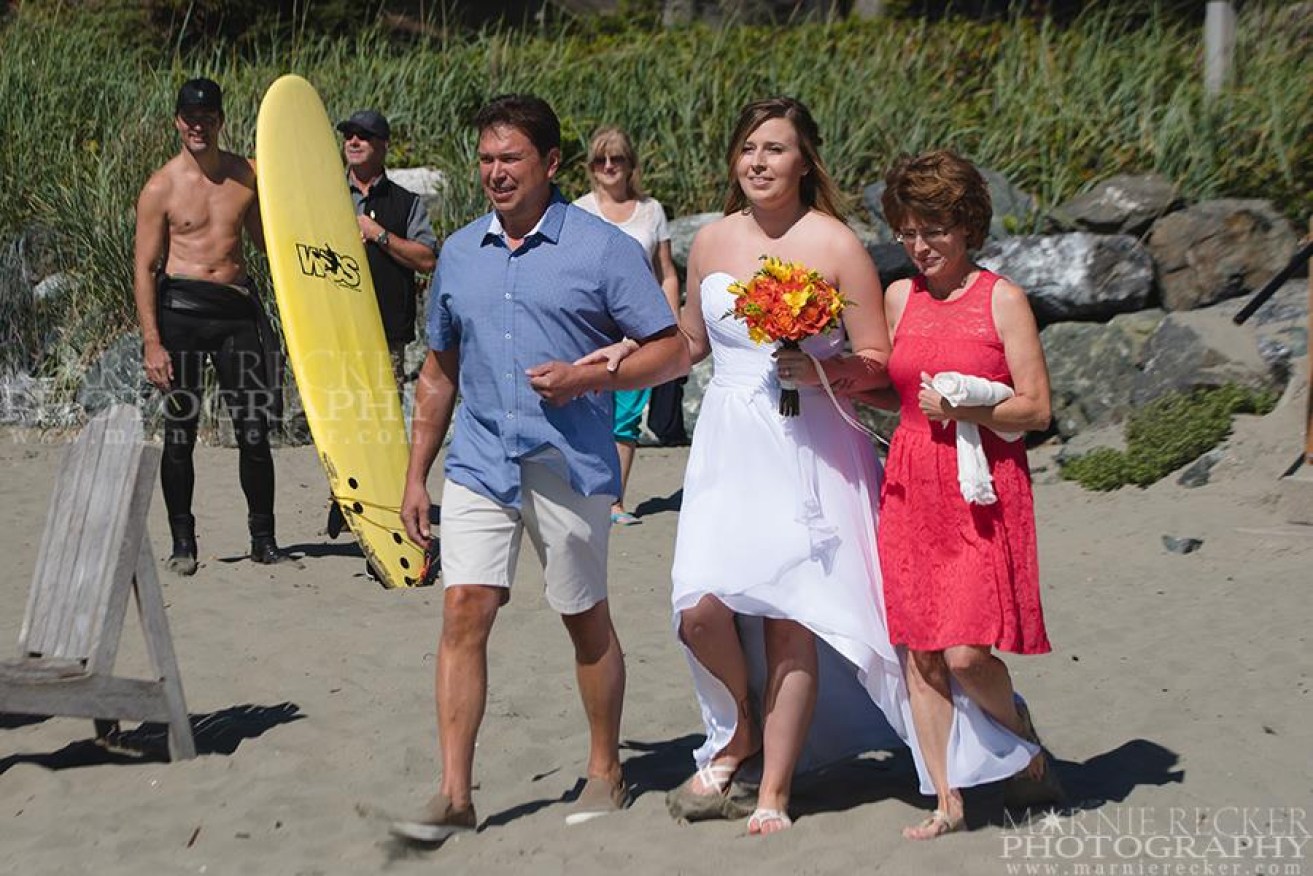 Shirtless Canadian Prime Minister Justin Trudeau accidentally photobombs a wedding. 
