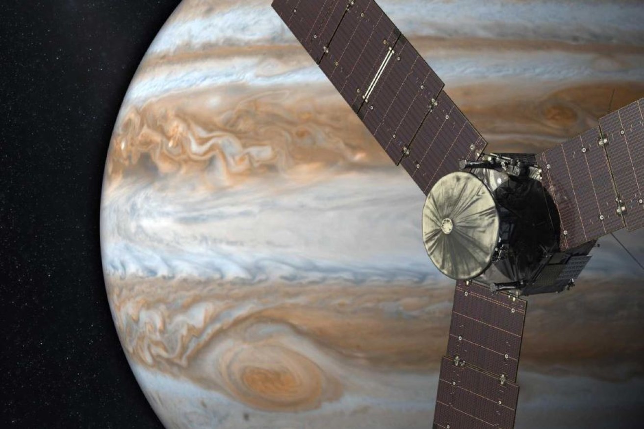 Artist's impression of Juno's flyby.