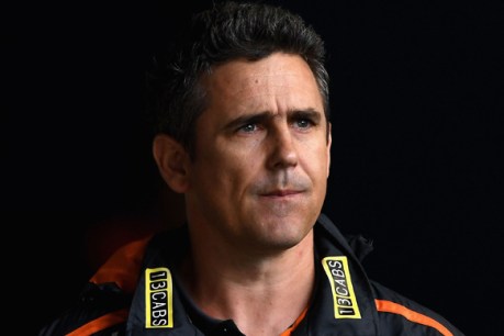Cameron quits as Giants coach in AFL