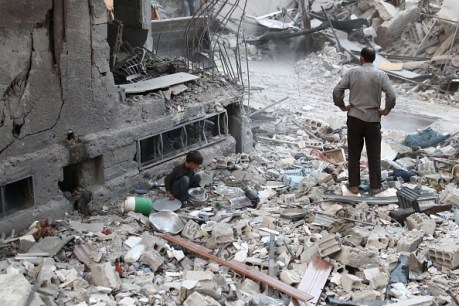 Syria ceasefire fails, bombs fall on Aleppo