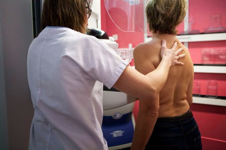 Women have breasts removed amid cancer misdiagnosis