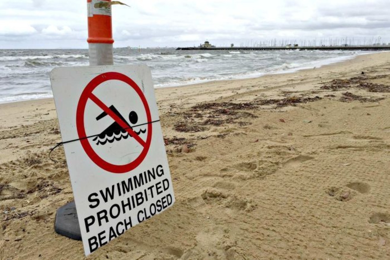 Some of Melbourne's beaches have been closed. Photo: ABC News/Ishkandar Razak.