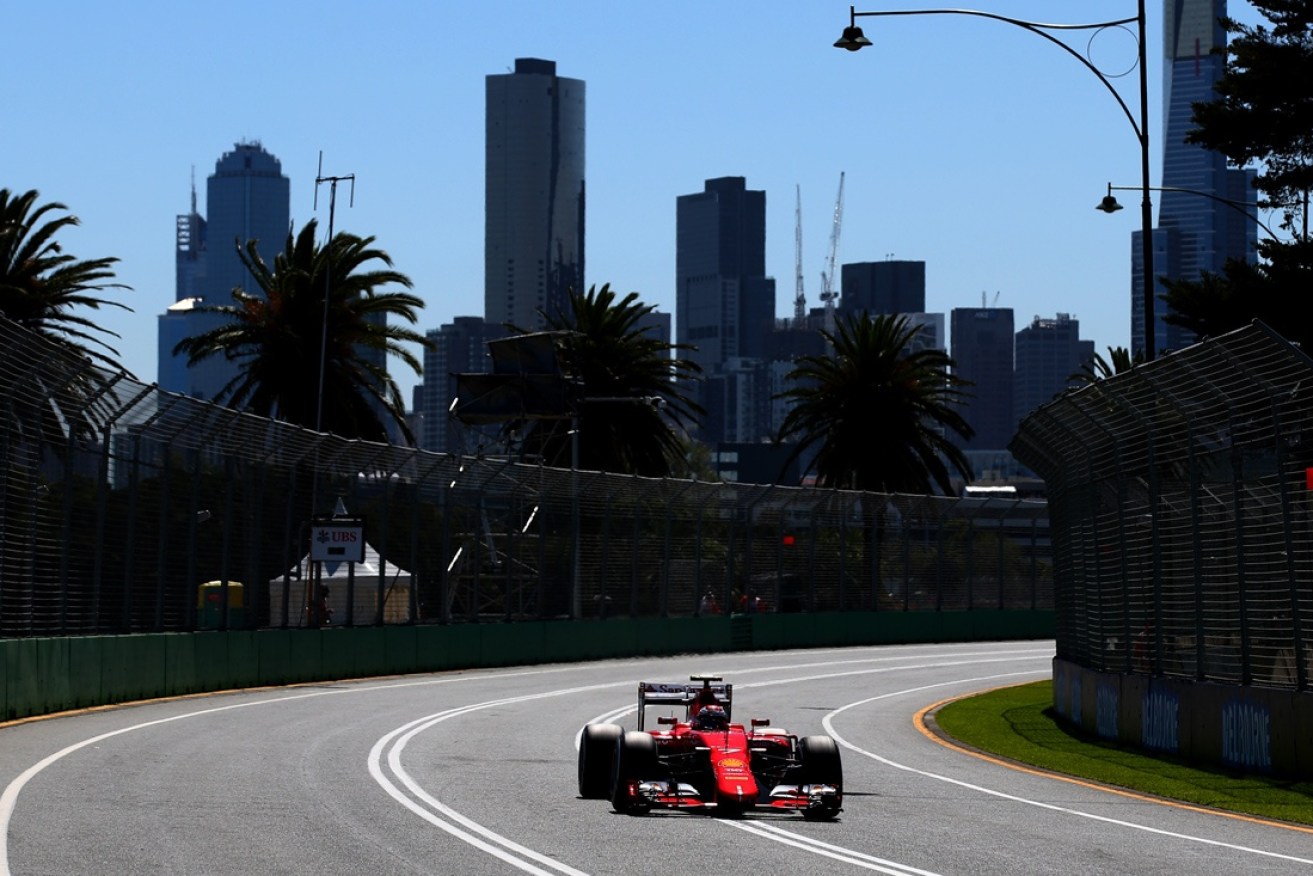 The Formula One Grand Prix in Melbourne attracts big crowds.
