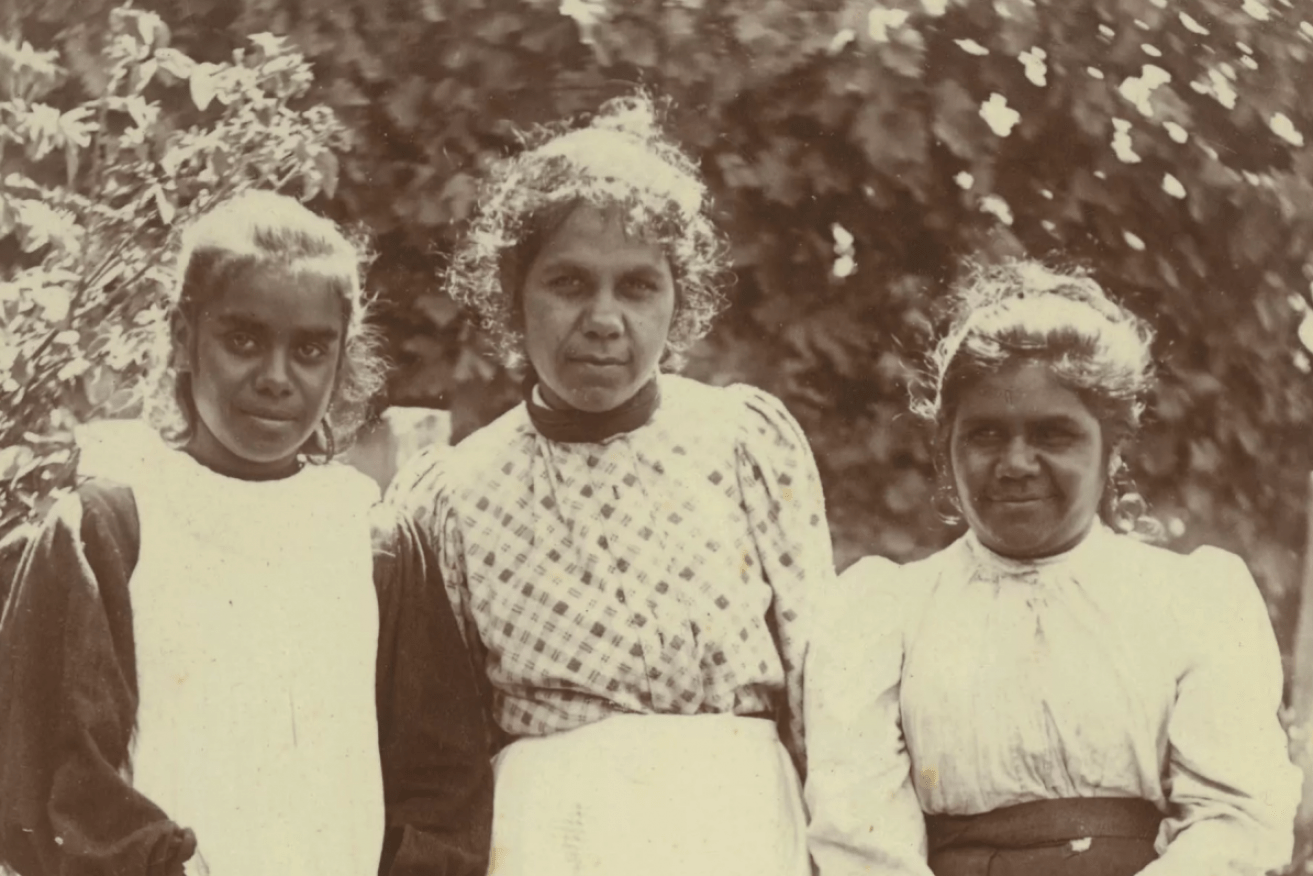 Mena Cameron (daughter of Bessy Flowers), Lydia Gilbert and Annie Harrison, c.1898. Photo: Strathfieldsaye Estate Collection (1976.0013). University of Melbourne Archives, PA.198 p.9 (Ramahyuck Album 8.4.9)