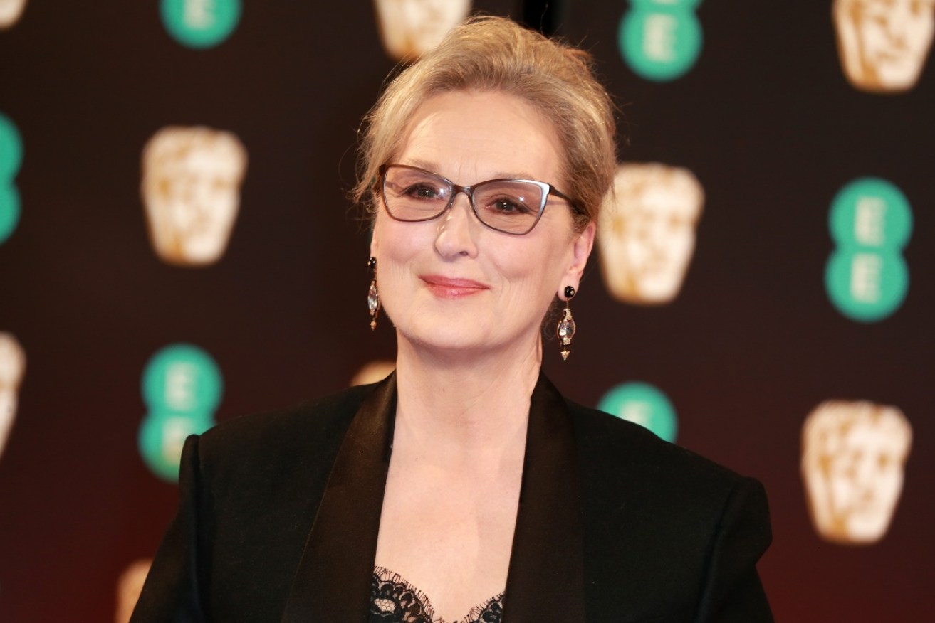 Meryl Streep dimisses apology by Karl Lagerfeld after he accused her of being paid to wear a gown on the Oscars red carpet.