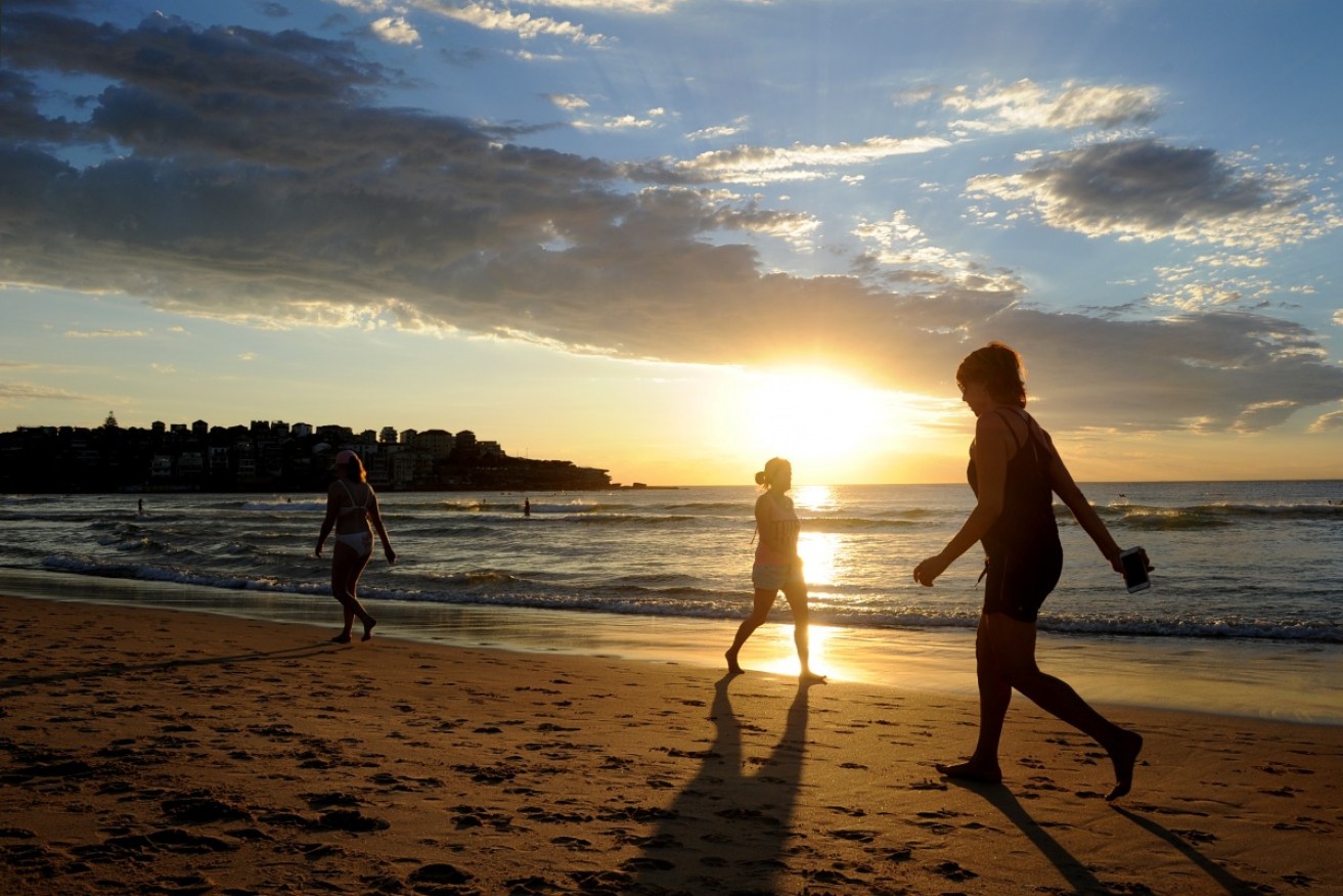 A new pilot program will reward Australians who conserve energy on hot days.