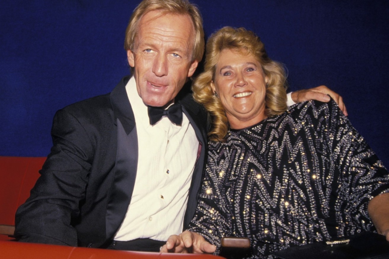 Paul Hogan with his former wife Noelene, who was involved in an awkward magazine mix-up.