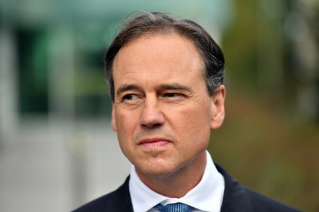 Health Minister Greg Hunt accused of misogyny after swearing at Katherine Mayor Fay Miller
