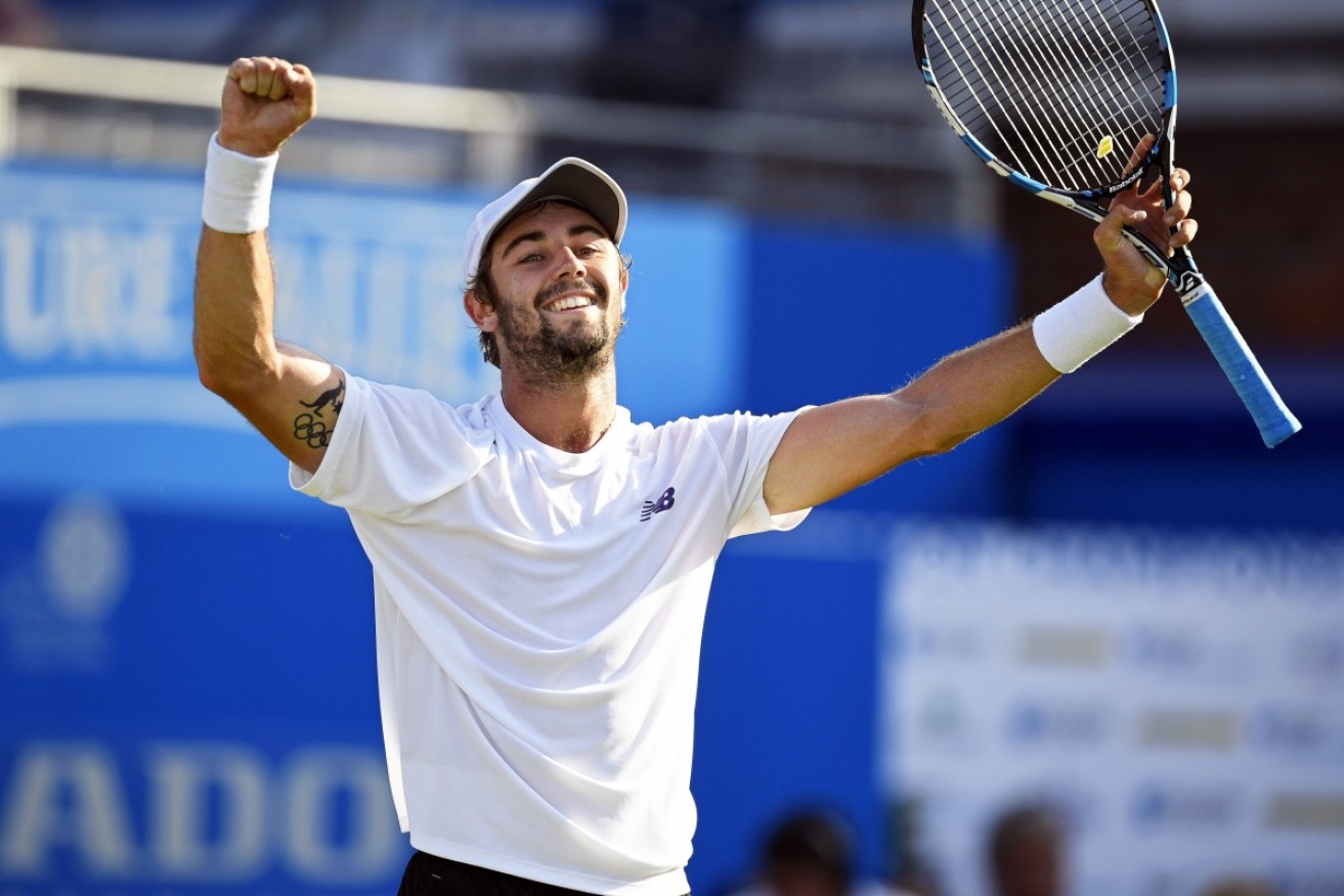 Jordan Thompson makes short work of top-ranked Andy Murray at Queens.