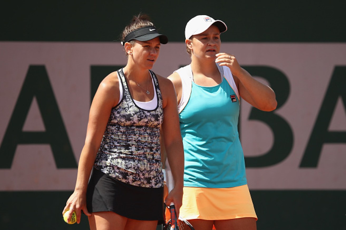 Ashley Barty (L) and doubles partner Casey Dellacqua (R) are a win away from Australian tennis history