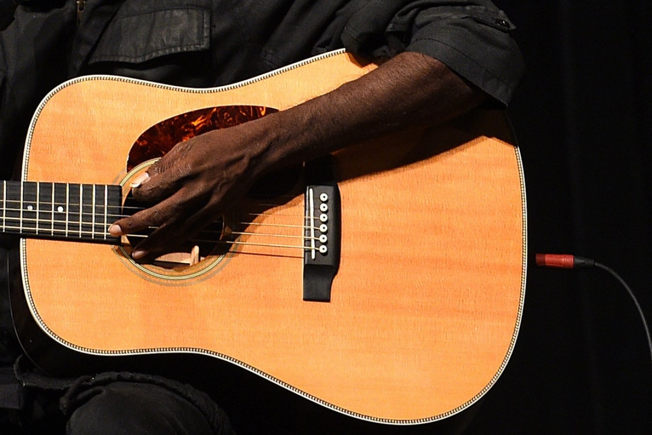 Australia's most prominent indigenous musician Dr G Yunupingu died in Darwin at the age of 46.