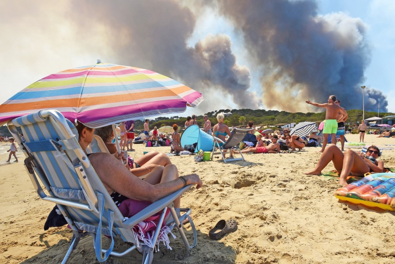The tourist haven of the French Riviera is under threat from forest fires.